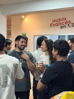 🥂🇫🇷 Hier, c’était l’Apéro de Côté !

Así vivimos nuestro Apéro de Côté France Chapultepec ✨

Francés, risas, encuentros y muy buen ambiente… porque aprender un idioma también es atreverse a hablarlo y compartirlo. 🗣️🥂

Merci à tous ceux qui étaient avec nous ! ❤️🇫🇷
¡Nos vemos en el próximo Apéro!

Ici, on parle français. 🇫🇷

#CoteFrance #CoteFranceChapultepec #AperoDeCote #FrancesGDL #AprenderFrances
